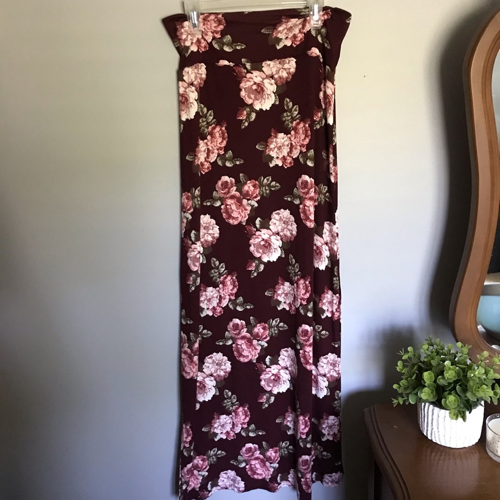 Rue 21 floral maxi skirt